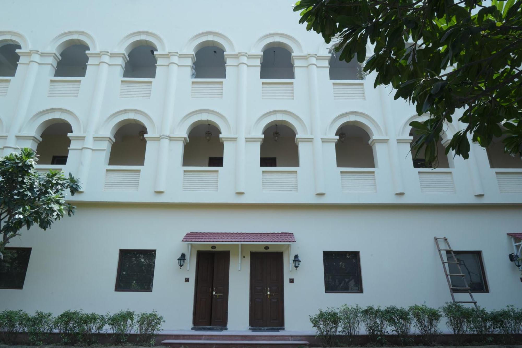 The Grand Imperial - Heritage Hotel Agra  Exterior foto The Thai-Chinese International School
